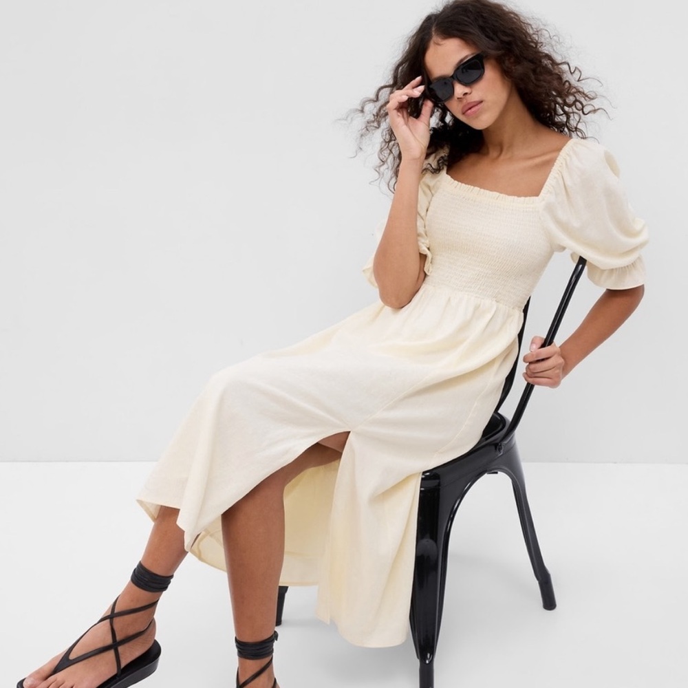 GAP linen blend puff sleeve midi dress in off white in size S